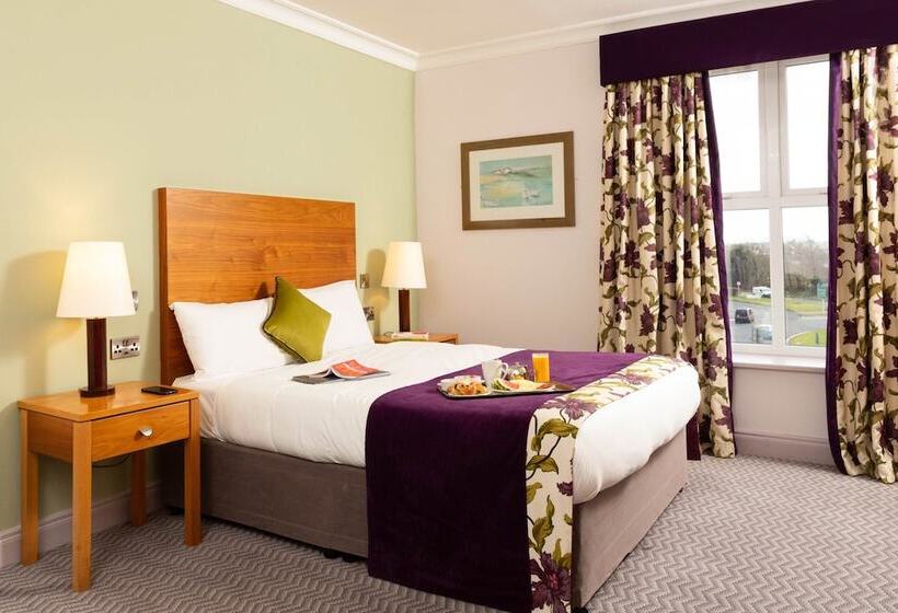 Номер Стандарт, Maldron Hotel & Leisure Centre, Oranmore Galway