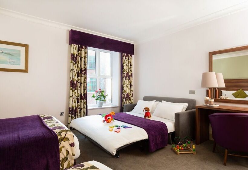 Семейный Номер, Maldron Hotel & Leisure Centre, Oranmore Galway