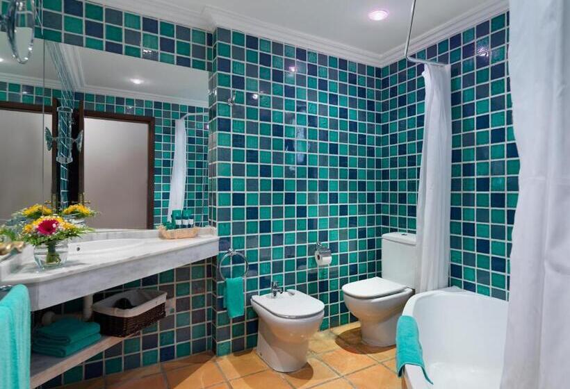 Люкс, Regency Country Club, Apartments Suites