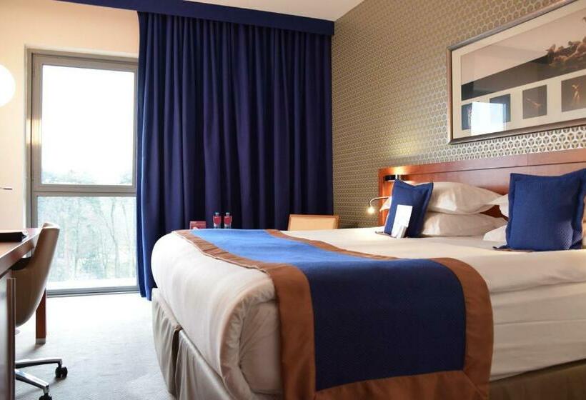 اتاق استاندارد با چشم‌انداز رودخانه, Crowne Plaza Lyon   Cité Internationale
