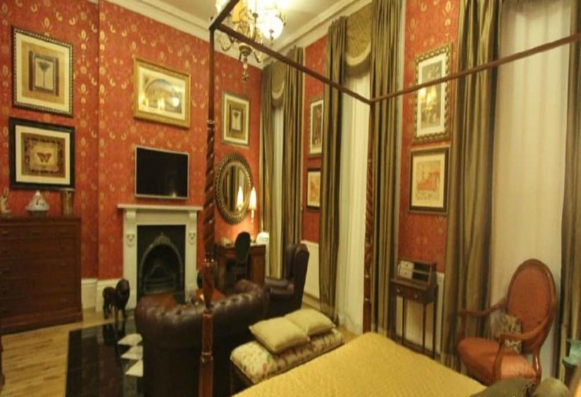시니어 스위트, Opulence Boutique