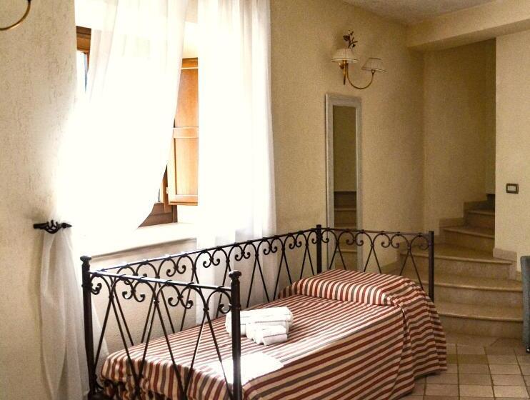 标准三人间, Relais Sant Eligio