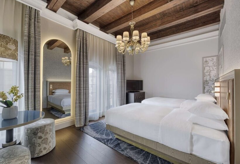 اتاق اجرایی, Hilton Molino Stucky Venice