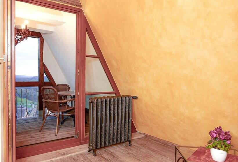 جناح, Historik Hotel Gotisches Haus Garni