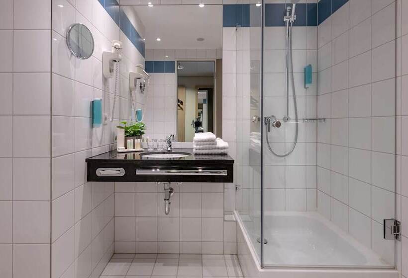 Номер Стандарт, Tulip Inn Hotel Düsseldorf Arena