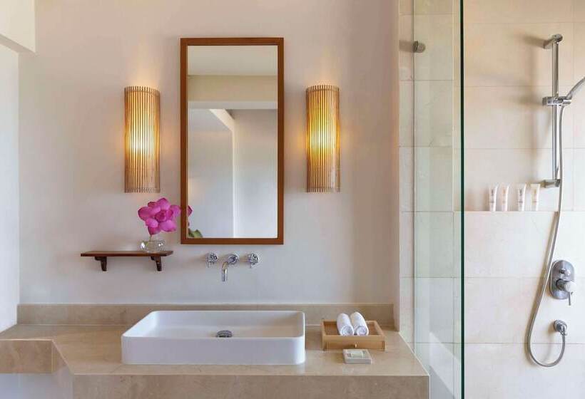 استودیو خانوادگی, Avani Quy Nhon Resort