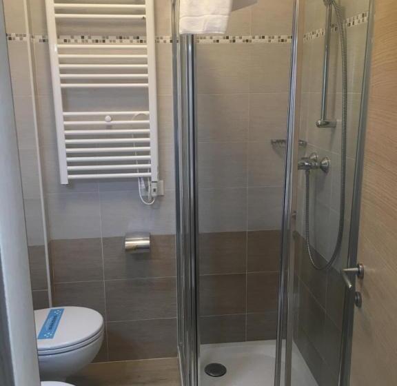 Номер Стандарт Трехместный, Bellevue