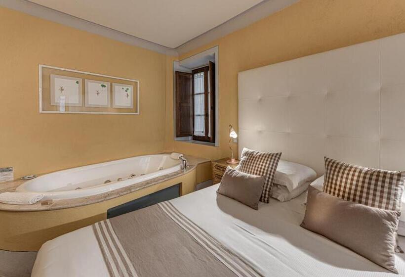ハイドロマッサージバス付きジュニアスイート, Palazzo Del Capitano Wellness & Relais   Luxury Borgo Capitano Collection