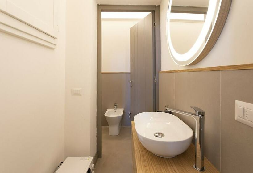 سوییت لوکس, Palazzo Dei Ciompi Suites