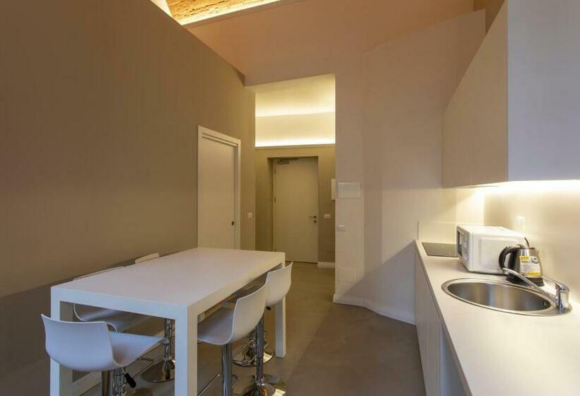 سوئیت پرزیدنت, Palazzo Dei Ciompi Suites