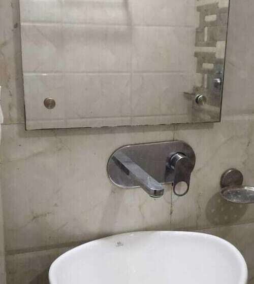 اتاق خانوادگی, Adb Rooms Hotel Ashiana