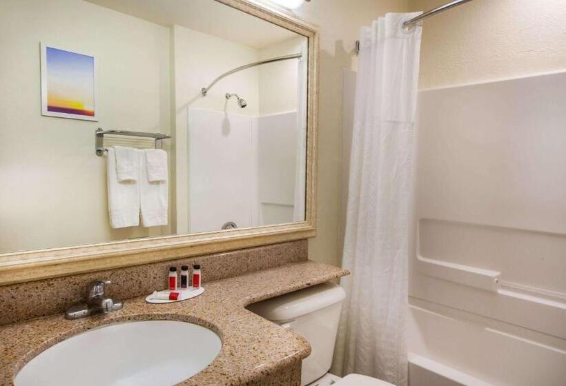 Pokój Typu Standard Przystosowany dla Osób Niepełnosprawnych, Days Inn & Suites By Wyndham Antioch