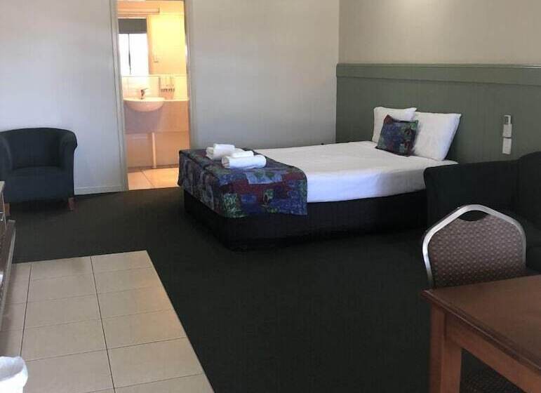 스탠다드 룸, Pittsworth Motor Inn