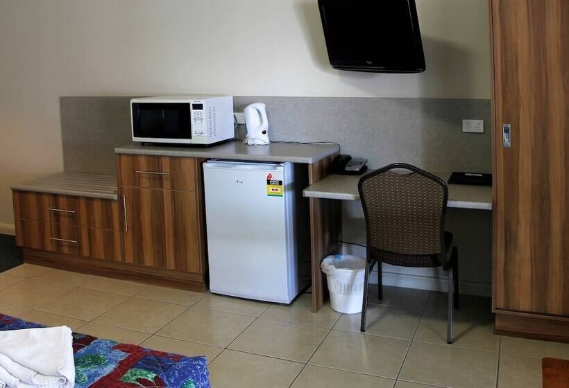 스탠다드 룸, Pittsworth Motor Inn