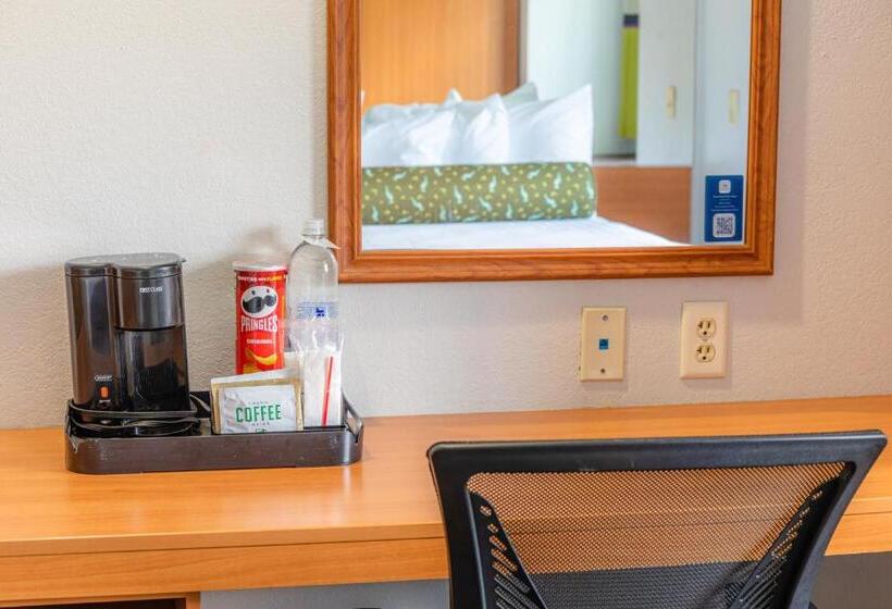 Номер Стандарт, Microtel Inn & Suites By Wyndham Kingsland Naval Base I 95
