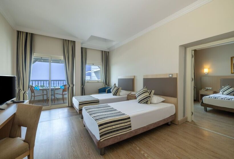 Семейный Номер, Crystal Tat Beach Golf Resort & Spa - Ultimate All Inclusive
