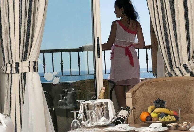 اتاق اساندارد با چشمانداز جانبی به دریا, Crystal Tat Beach Golf Resort & Spa - Ultimate All Inclusive