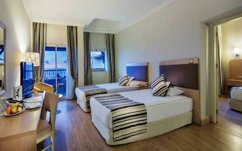 اتاق خانوادگی, Crystal Tat Beach Golf Resort & Spa - Ultimate All Inclusive