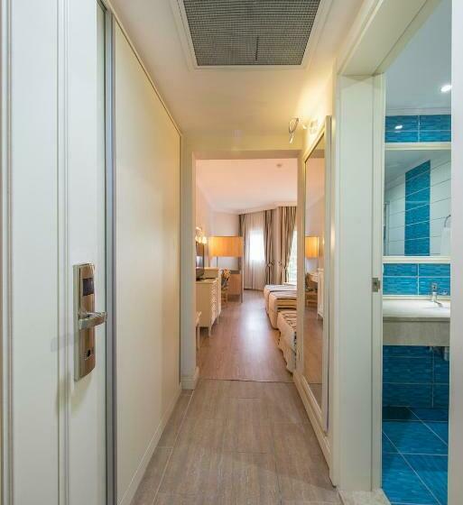 اتاق استاندارد با تختهای تاشو, Crystal Tat Beach Golf Resort & Spa - Ultimate All Inclusive