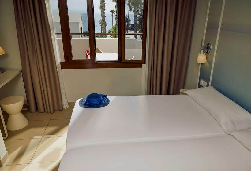 Апартаменты 1 Спальня, Grupotel Flamingo Beach