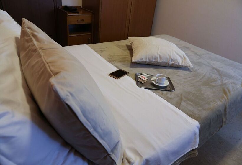 اتاق استاندارد یک نفره, Villa Mater