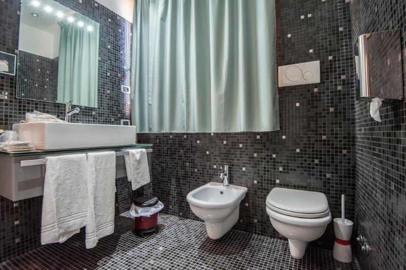 Полулюкс, Orange Motel