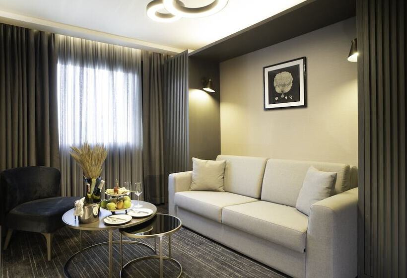 سوییت جونیور با چشم‌انداز دریا, Arts Hotel Taksim