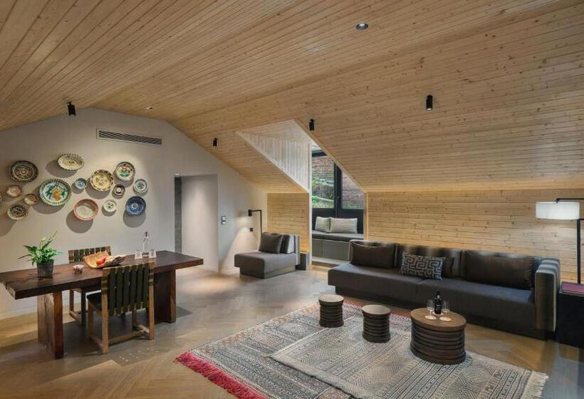Люкс с Террасой, Six Senses Douro Valley