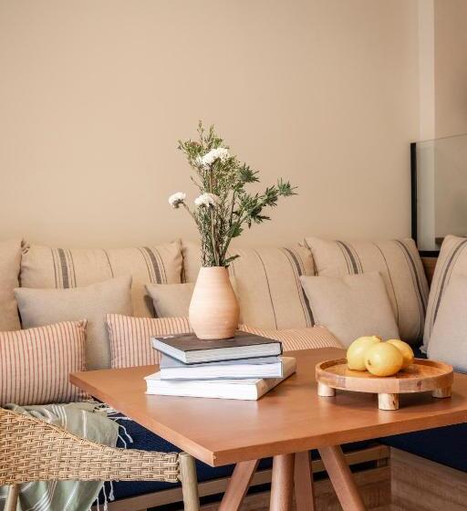 전망 주니어 스위트, Zel Costa Brava