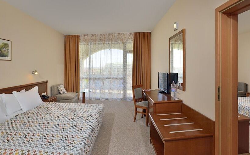 Номер Стандарт Вид на Море, Sol Nessebar Mare All Inclusive