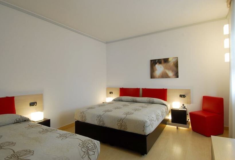 Номер Стандарт Трехместный, Joivy Together Florence Urban Resort