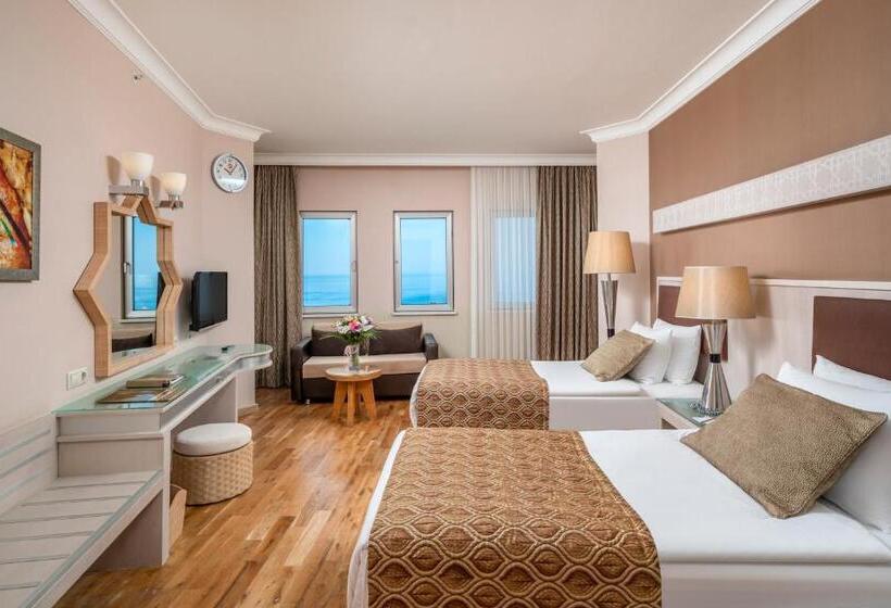 اتاق خانوادگی, Mukarnas Spa & Resort