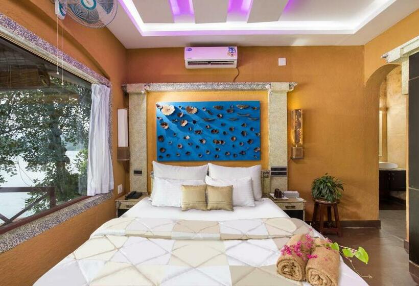 Номер Deluxe с Балконом, Munkudil Ayurveda & Yoga Retreat