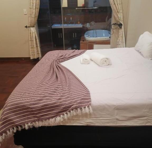 חדר משפחתי דלוקס, 180 On Anderson Guest House