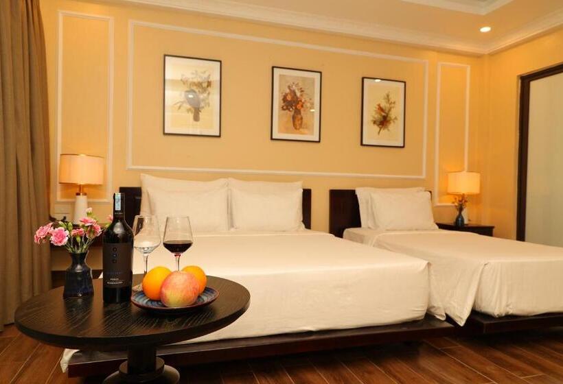 اتاق خانوادگی با چشم‌انداز کوه, Lalita Tam Coc Resort & Spa