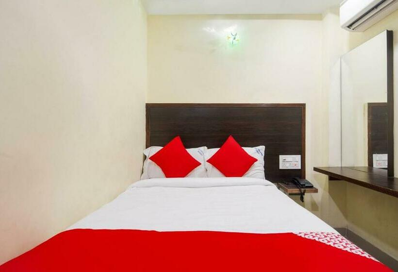 ベーシックルーム, Durga Bhavani Residency