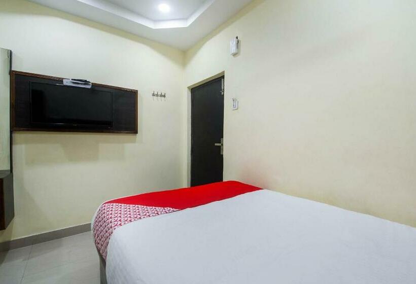 ベーシックルーム, Durga Bhavani Residency