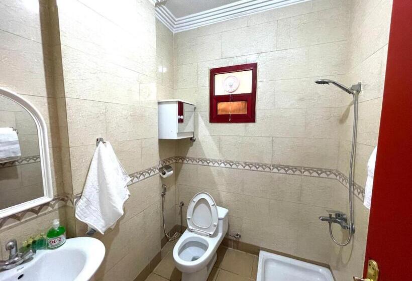 Номер Стандарт Трехместный, Al Quba Al Thahbia Hotel Suites 2