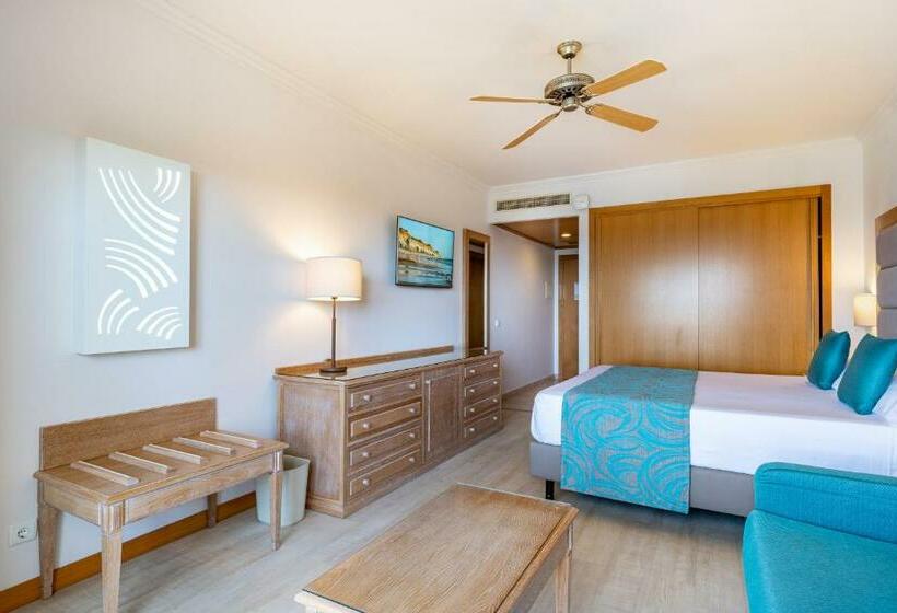 Семейный Номер Вид на Бассейн, 3hb Guarana - All Inclusive