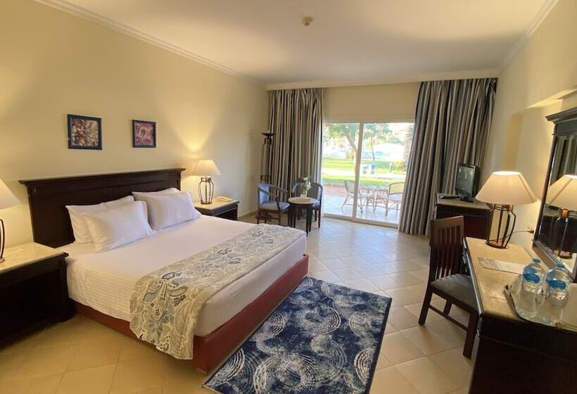 غرفة سوبيريور مطلّة علي الحديقة, Amwaj Oyoun Resort & Casino