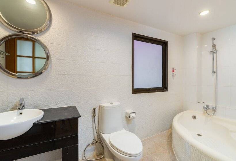 Family Suite, Bella Villa Metro
