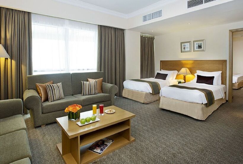 Номер Deluxe Кровать Кинг, City Seasons Hotel Dubai