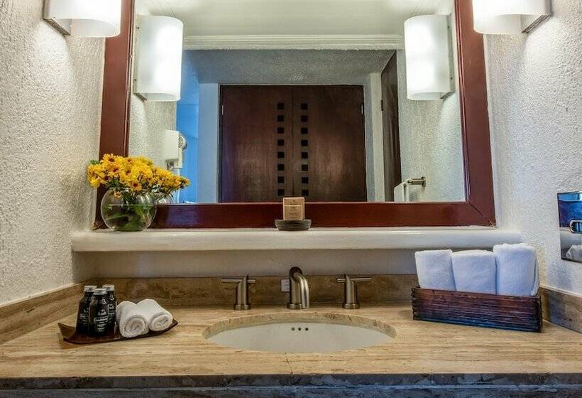 Номер Deluxe с Видом, Park Royal Beach Ixtapa  All Inclusive