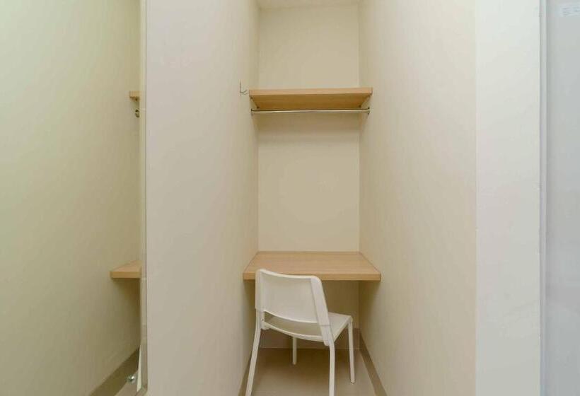 디럭스 룸, Reddoorz Plus Near Eka Hospital Bsd 5