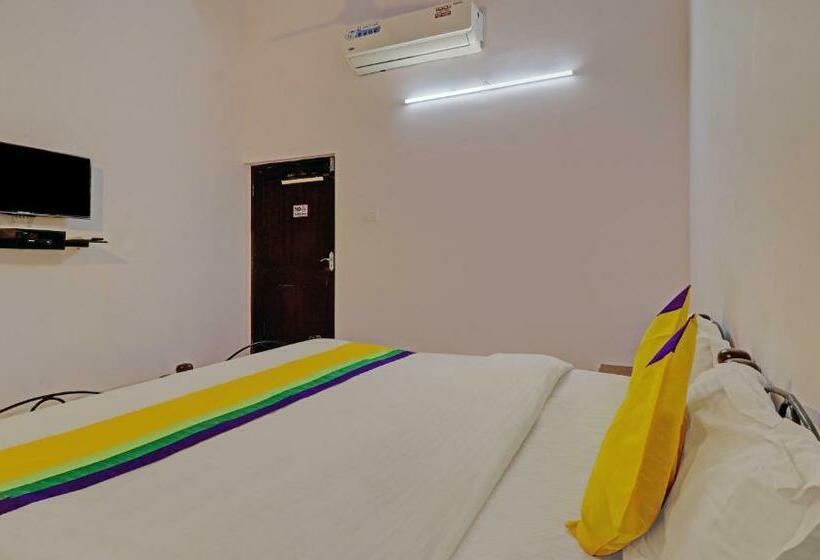 Номер Economy, Itsy Hotels Vailankanni Natures Inn