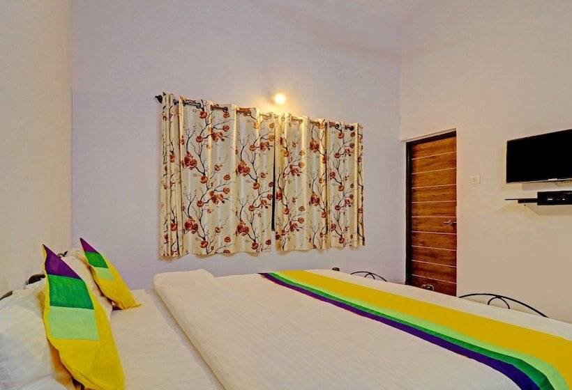 Номер Economy, Itsy Hotels Vailankanni Natures Inn