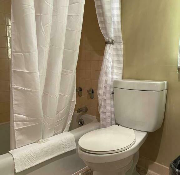 Стандартный Номер Кровать Кинг, Clarion Inn