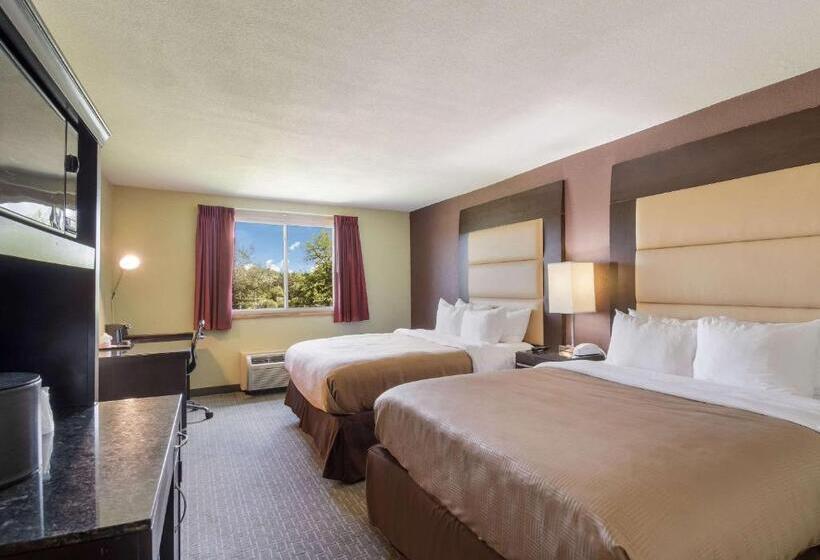 Номер Стандарт, Clarion Inn