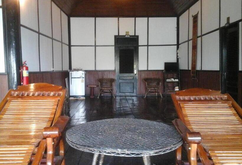 Номер Superior, Kongmany Colonial House