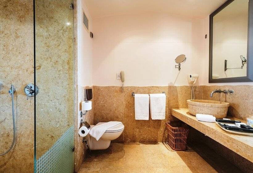اتاق خانوادگی, Barceló Tiran Sharm